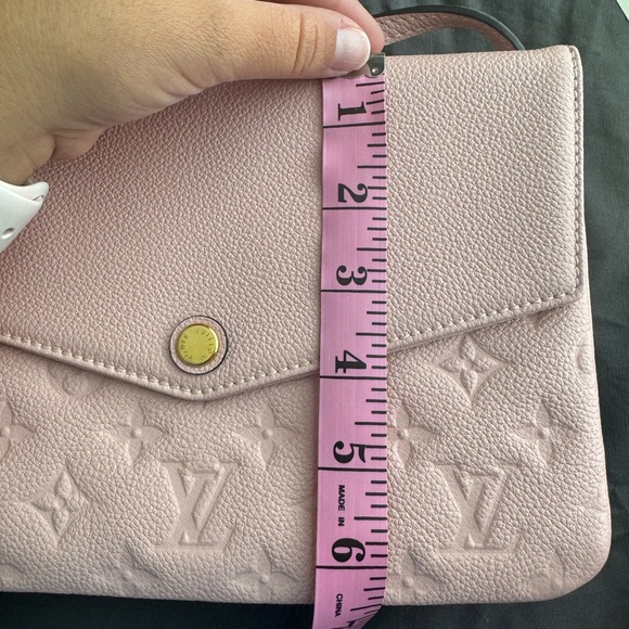 Authentic Louis Vuitton Empreinte Twice Rose Ballerine - Picture 3 of 12